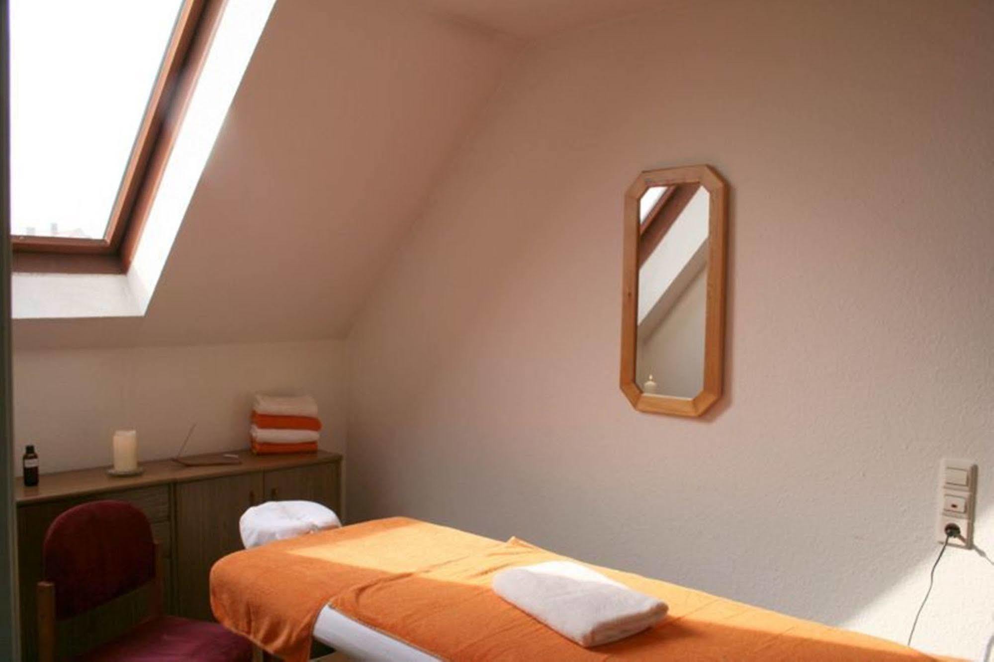 Hotel Domino Stuttgart Eksteriør bilde